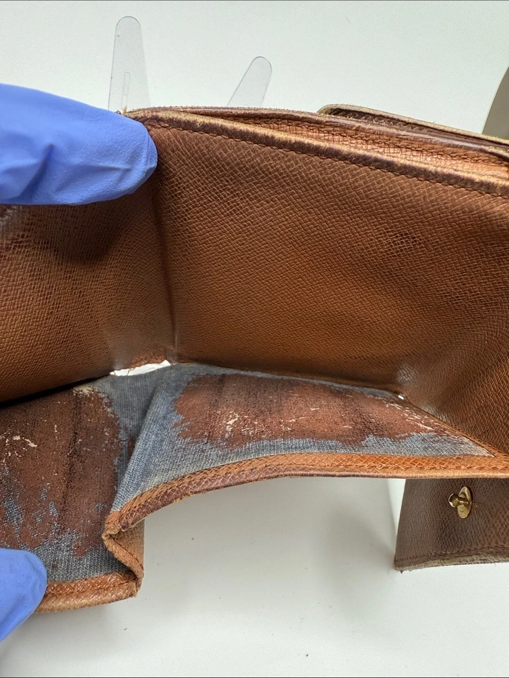 Louis Vuitton Elise Brown Monogram Wallet Tri-Fold | Unisex | Pre-Owned |